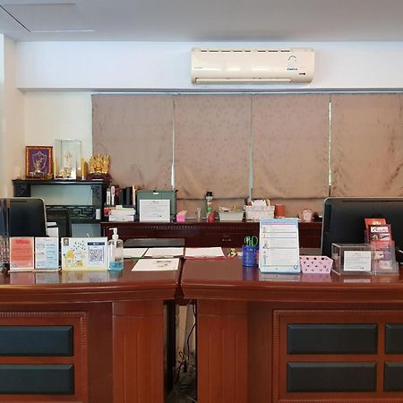 Collection O Vresotel Nonthaburi Exterior photo